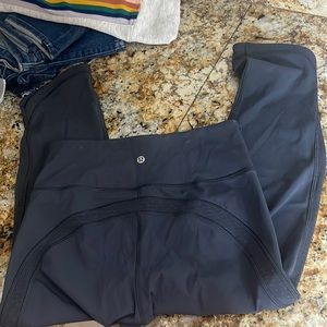 Lululemon, Gray, size 8, lightly worn, great condition